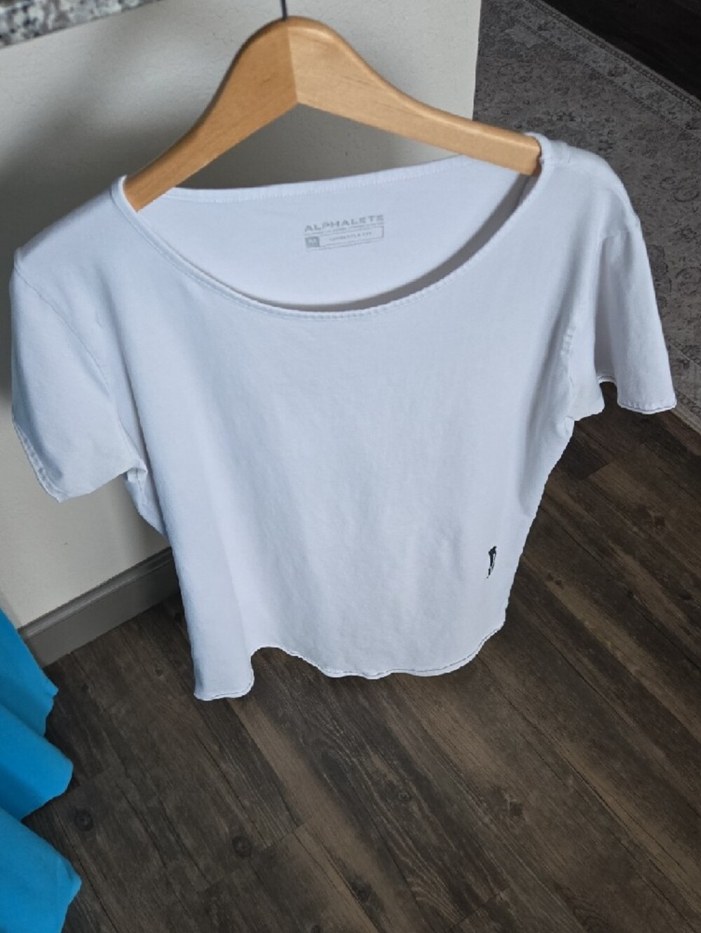 Alphalete Lifestyle Workout Tee Medium